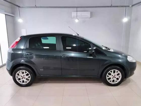 FIAT PUNTO 1.4 ELX 8V FLEX 4P MANUAL FIAT PUNTO 1.4 ELX 8V FLEX 4P MANUAL